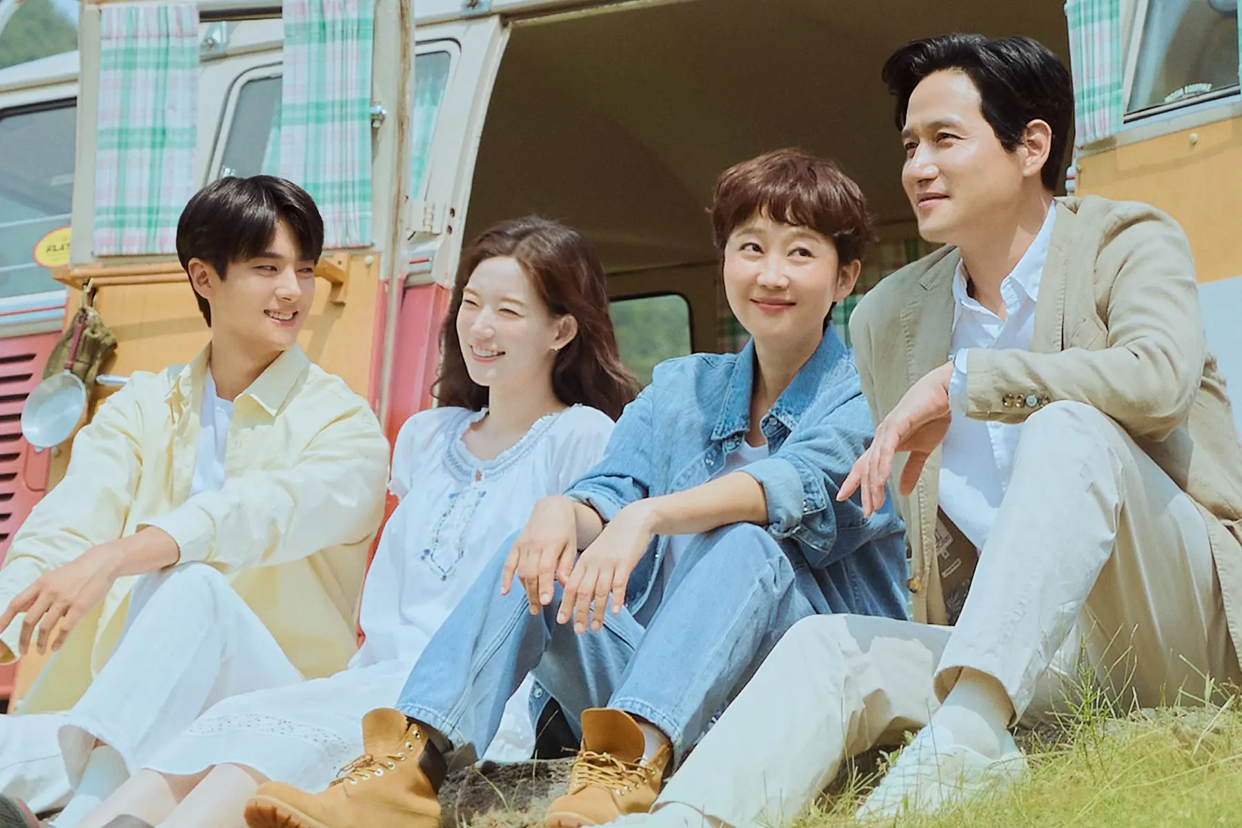 Love Take Two starring Yeom Jung Ah, Park Hae Joon, Choi Yun Ji, Kim Min Kyu